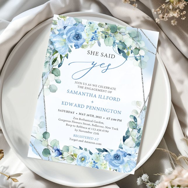 Invitación Elegante plata verde salvia floral azul Dijo Sí (modern calligraphy script blue flowers sage she said yes invitation)