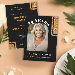 Invitación Elegante Purpurina de oro negro foto 70 cumpleaños