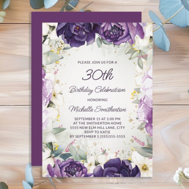Invitación Elegante Purpurina morado blanco floral 30 cumplea (Purple floral women's 30th birthday party invitation)