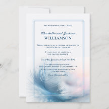 Elegante Recepción de Boda con Plumas de Azul Polv