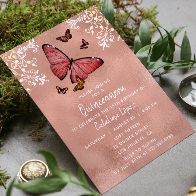 Invitación Elegante Rosa de la mariposa dorada Floral Quincea (Subido por el creador)