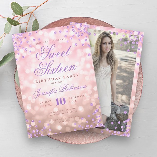Invitación Elegante Rosa Oro Luces Morado Foto Dulce 16 (Elegant Rose Gold Lights Purple Photo Sweet 16 Invitation)