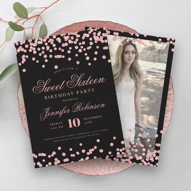 Invitación Elegante Rosa Oro Negro Confetti Foto Dulce 16 (Elegant Rose Gold Black Confetti Photo Sweet 16 Invitation)
