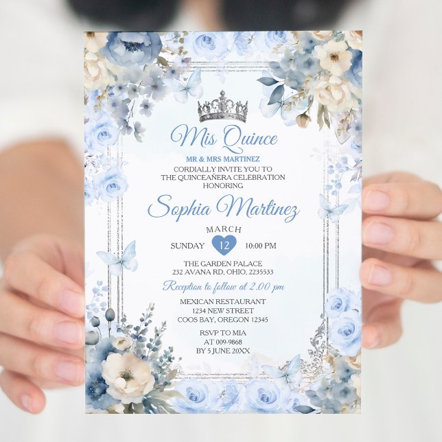 Invitación Elegante Rosas plateados y azul turbio MIS QUINCE (Subido por el creador)