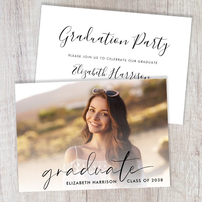 Invitación Elegante Script Photo Graduation Party (Elegant Script Photo Graduation Party Invitation)