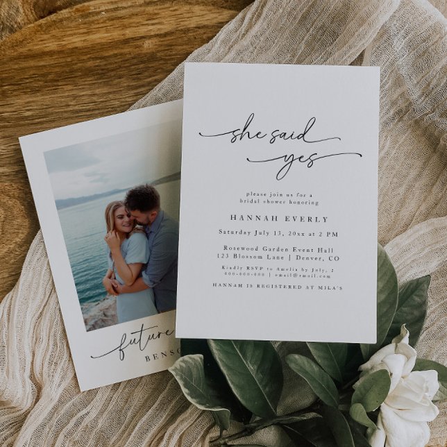 Invitación Elegante "She Said Yes" Photo Bridal Shower (Subido por el creador)