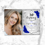 Invitación Elegante Silver Royal Blue Photo 50 cumpleaños<br><div class="desc">Elegante invitación de 50 años floral femenina con tu foto. Diseño de vidrio con falsa plata purpurina. Incluye rayas, rosas de azul real, fuente de guión y confeti. Perfecto para un elegante fiesta de celebración de cumpleaños. Personaliza con tus propios detalles. ¡Se puede personalizar para cualquier edad! Invitaciones Zazzle impresas...</div>