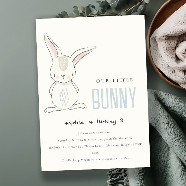 Invitación Elegante simple lindo conejito azul niños cumpleañ (Subido por el creador)