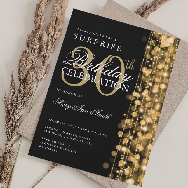 Invitación Elegante sorpresa 30 cumpleaños esparce oro (Elegant Surprise 30th Birthday Sparkles Gold Invitation)