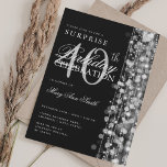 Invitación Elegante sorpresa 40 cumpleaños esparcen plata<br><div class="desc">Elegante plantilla de invitación de 40 cumpleaños Fiesta Sparkles. Con luces,  cuerdas y destellos. ¡Genial por 30,  40,  50,  60 y 70 años y más!</div>