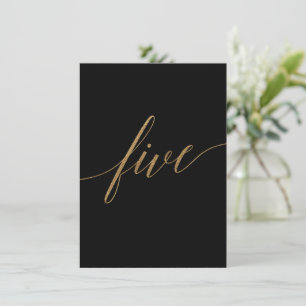Invitación Elegante tabla de caligrafía dorada y negra número