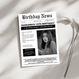 Invitación Elegante y elegante periódico Quinceañera