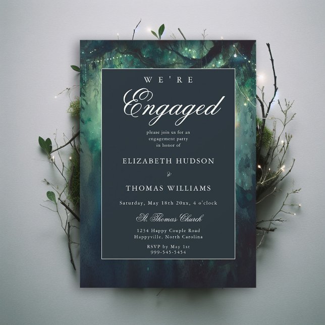 Invitación Elegante y encantado Partido de Compromiso Esmeral (enchanted forest were engaged engagement party invitation emerald classic elegant modern garden)