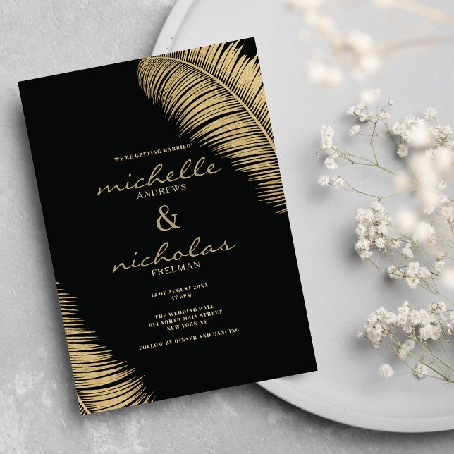 Invitación Elegantes hojas tropicales negras y doradas boda (Elegant tropical black and gold leaves wedding)