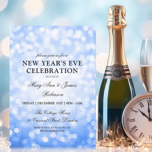 Invitación Elegantes luces de Bokeh azules de la marina de Añ (Elegant New Years Eve Navy Blue Bokeh Lights Invitation)