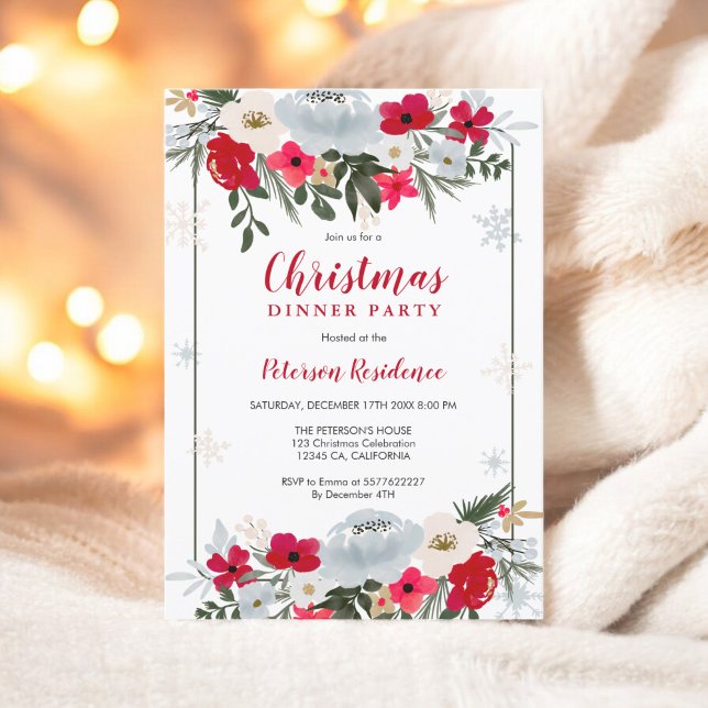 Invitación Elegantes Navidades de copos de nieve con flores d (Elegant Red Green floral snowflake Christmas Invitation)