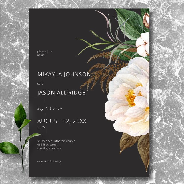 Invitación Elegantes personajes blancos modernos en Boda negr (Modern Elegant White Peonies on Black Wedding Invitation)