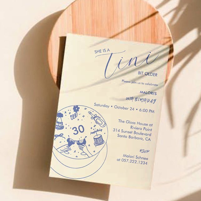 Invitación Ella es un Martini un poquito mayor Cumpleaños 30 (Subido por el creador)
