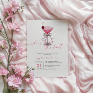Invitación Ella está atando el nudo de la ducha de novia rosa