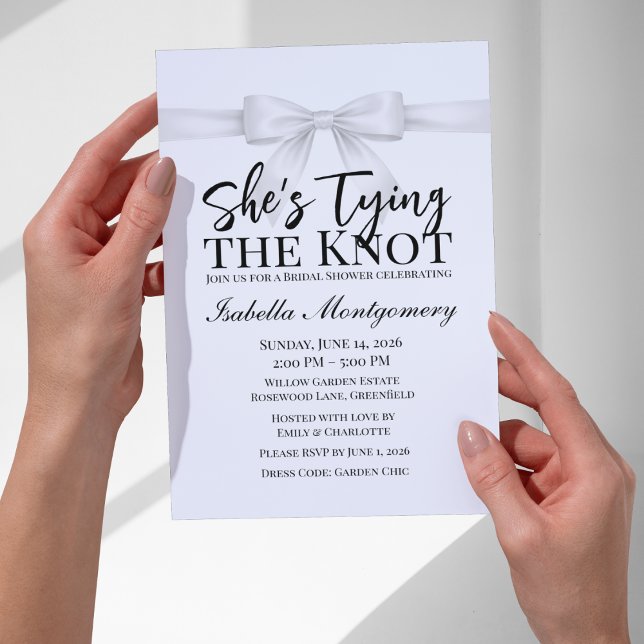 Invitación Ella está atando el nudo Tema Lazo blanco (She’s Tying the Knot Theme White Bow Invitation
)