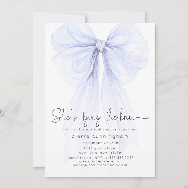 Invitación Ella está atando la ducha de novias azul Knot Bow (Anverso)