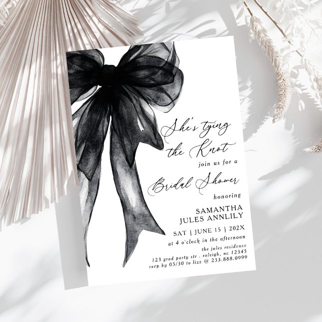 Invitación Ella está atando la ducha de novias Black Bow Knot (Subido por el creador)