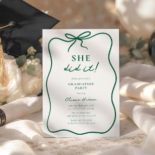 Invitación ¡Ella lo hizo! Fiesta de Graduación