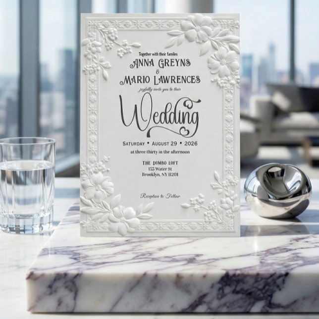 Invitación Embossed Floral White Formal Wedding  (Subido por el creador)