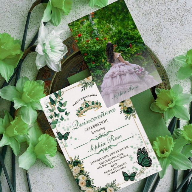 Invitación Emerald Green Butterfly Quinceañera Photo Invite (Subido por el creador)