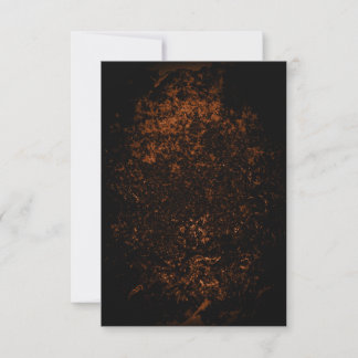 Invitación en blanco de textura de pergamino quema
