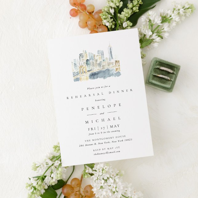 Invitación Ensayo de acuarela en el horizonte de Nueva York (Watercolor New York City Skyline wedding rehearsal dinner invitation.)