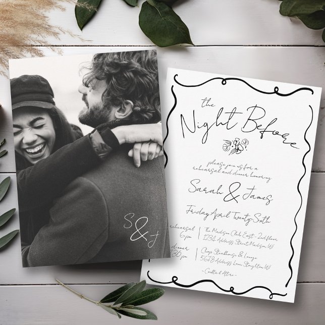 Invitación Ensayo de Boda de fotografía simple con escrúpulos (Simple hand drawn handwritten scribble black and white photo wedding rehearsal dinner invitation)