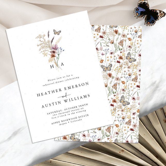 Invitación Ensayo de Cena Floral Boho con Monograma (Monogrammed Boho Floral Rehearsal Dinner Invitation with Butterfly by Painted Paperie
)