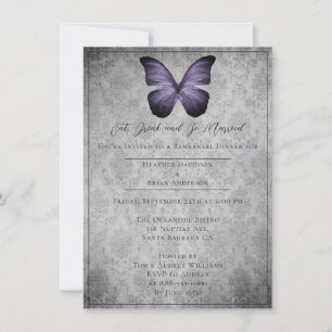 Invitación Ensayo de Damasco de mariposa morada de vintage