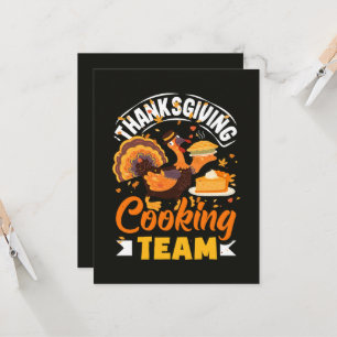 Invitación Equipo de cocina de Acción de Gracias divertido ce