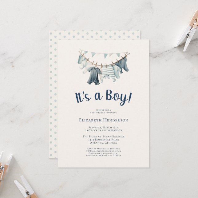 Invitación Es un Baby Shower de Boy Blue Clothesline (Anverso/Reverso In Situ)