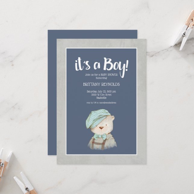 Invitación Es un Baby Shower de osito de Teddy azul de niño (Anverso/Reverso In Situ)