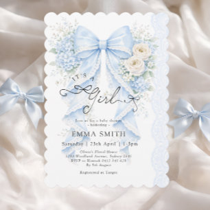Invitación Es una niña lazo azul floral baby shower