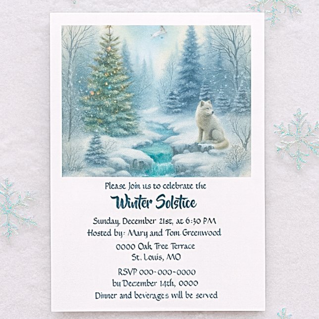 Invitación Escena de nieve con cena de solsticio de invierno  (Winter Solstice invitation with forest wolf, lantern glow, celestial accents and seasonal gatherings)