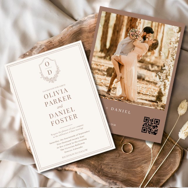 Invitación Escudo de código QR clásico Mocha Brown Photo Boda (Subido por el creador)