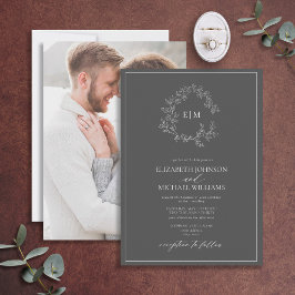 Invitación Escudo Gray Leafy Monograma Boda fotográfico