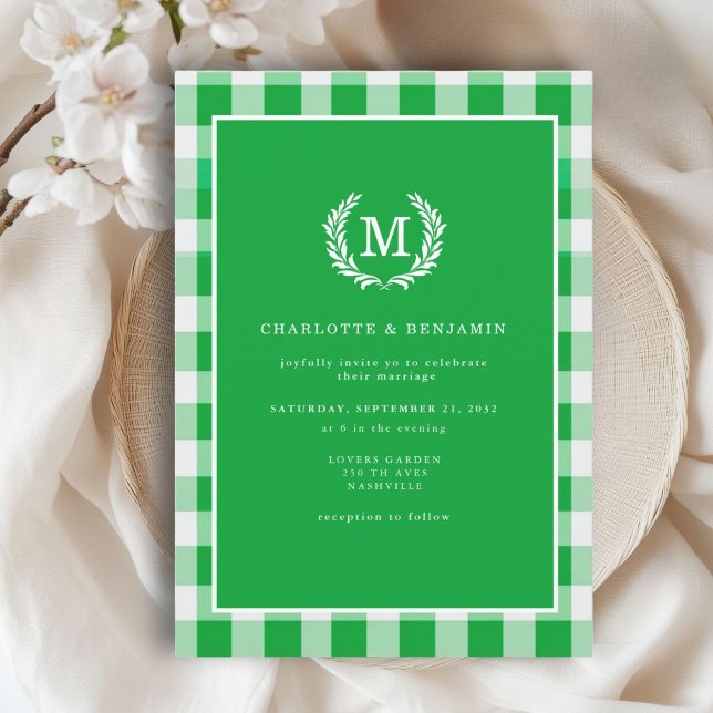 Invitación Escudo Monograma de Gingham Verde (Green Gingham Monogram Crest Invitation. Print & Instant Download.)