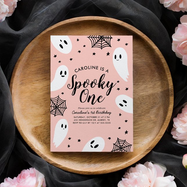 Invitación Espeluznante Fantasma Rosa Halloween Primer cumple (Subido por el creador)
