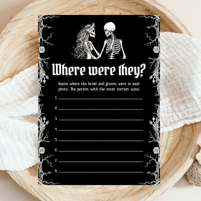 Invitación Esqueleto de Halloween Dónde Estaban Los Partidos (Halloween Skeleton Where Were They Couple Game)