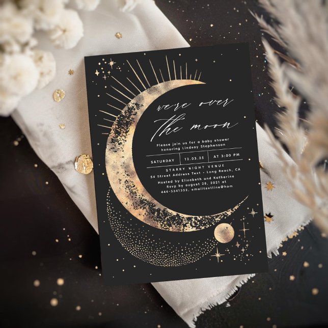 Invitación Estamos en el Baby Shower de la Luna (Starry Night and Moon Black Baby Shower Invitations)