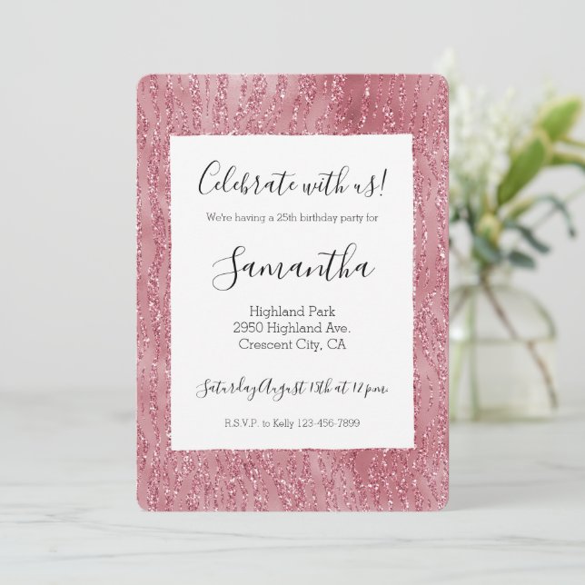 Invitación Estampado de cebra con brillo de rosa rosa     (Anverso de pie)