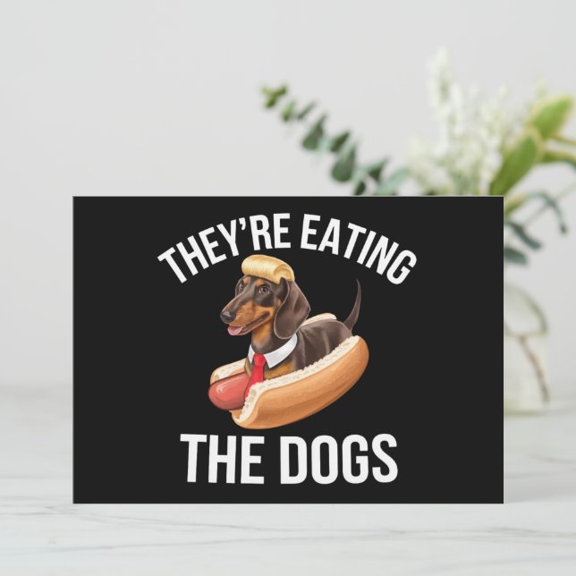 Invitación Están comiendo el debate de los perros Donald Trum (Anverso de pie)