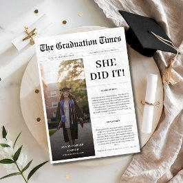 Invitación Estilo de periódico El o Ella lo hizo foto de grad