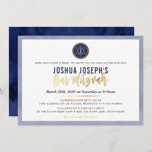 Invitación ESTILO MONOGRAM BAR MITZVAH guión dorado azul mari