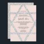 Invitación Estrella plateada rosa nombre hebreo Bat Mitzvah<br><div class="desc">Elegante fondo rosa rubor con un falso purpurina de plata Star of David con el nombre hebreo Bat Mitzvah. Una invitación simple y moda.</div>